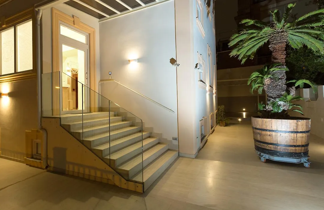 Buono B&B-1